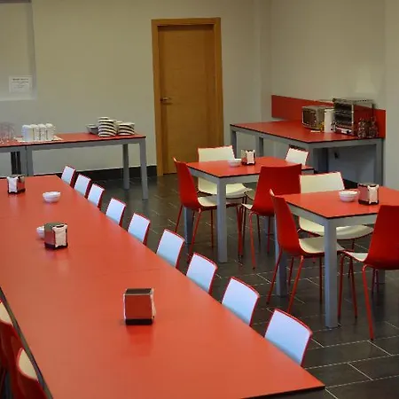 The Factory Hall Daire *