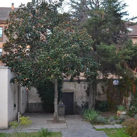 The Factory Hall Daire